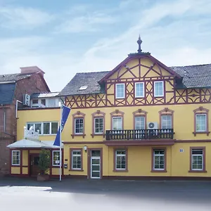 Gerber 3*, Hösbach Germania